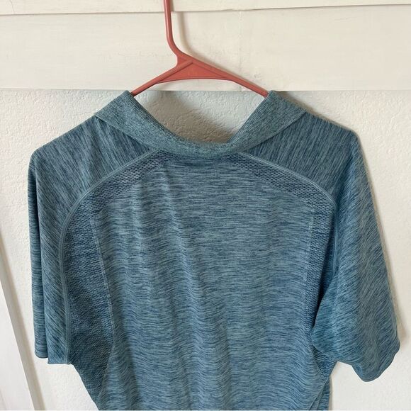 Lululemon Athletica Men's XL Polo T-shirt - Picture 8 of 9